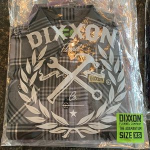 NWT. Dixxon youth Adamantium